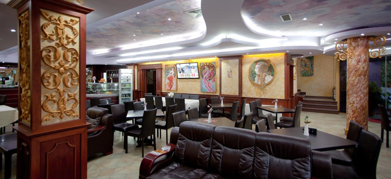 Orchidea Hotel Tiranë Ngoại thất bức ảnh