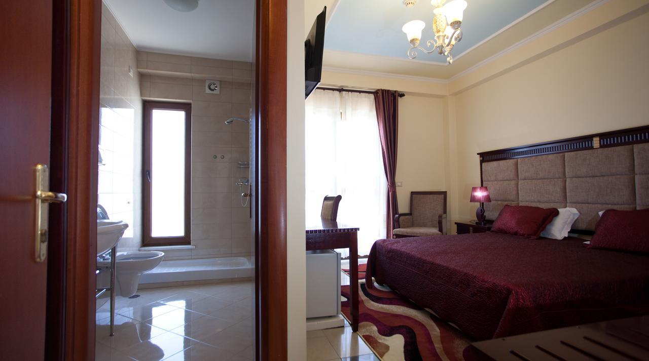 Orchidea Hotel Tiranë Ngoại thất bức ảnh