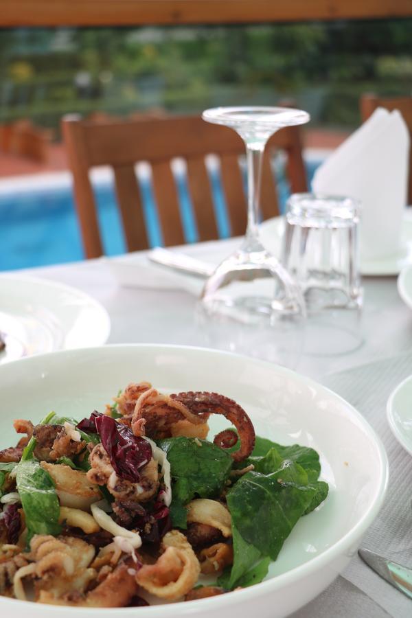 Orchidea Hotel Tiranë Ngoại thất bức ảnh